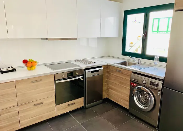 Zalabar Aparthotel 4*